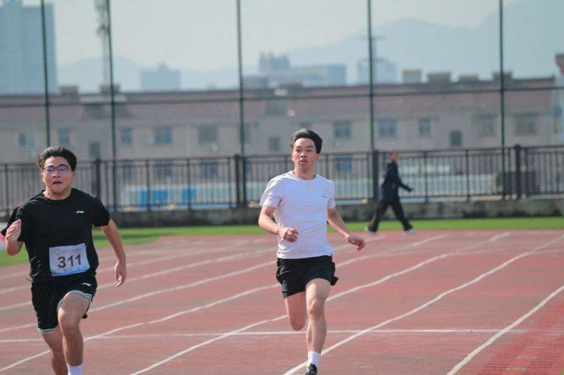 微信图片_2025-10-27_074733_959